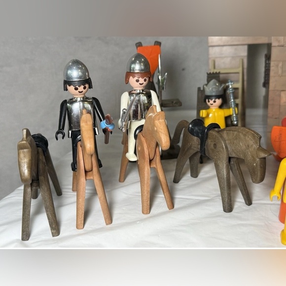 1974 1977 Geobra Playmobil System Medieval Castle Figures Horses Lot - Picture 9 of 12